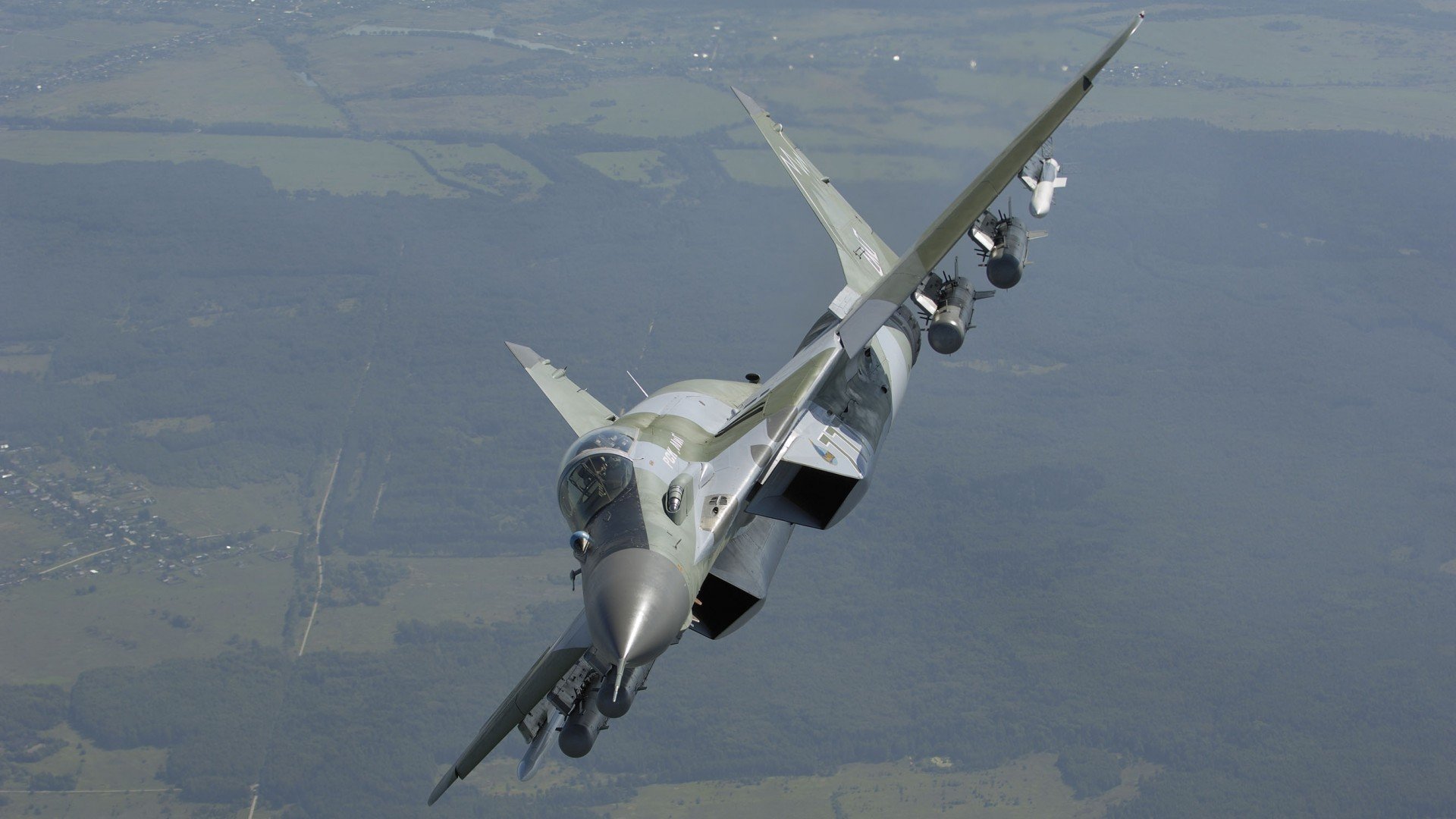 _潮流运动会：时尚与运动完美融合的网球盛事_，网球运动会海报手绘