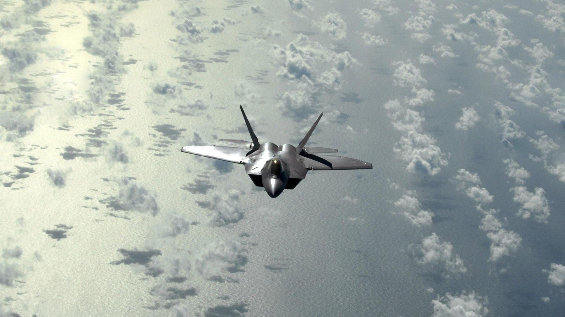 爱游戏体育APP下载-《电竞比赛现场：氛围热烈斗志昂扬》，电竞比赛场景